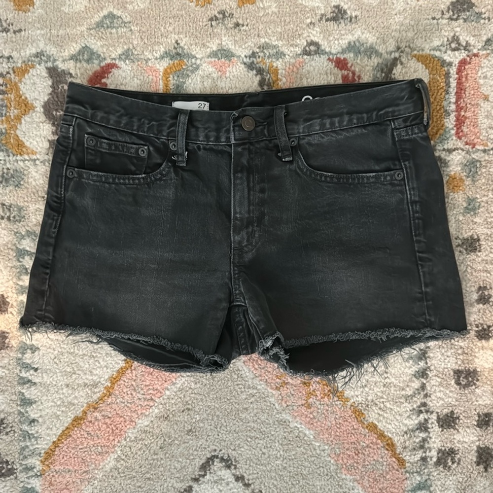 Gap 1969 black denim cutoff shorts